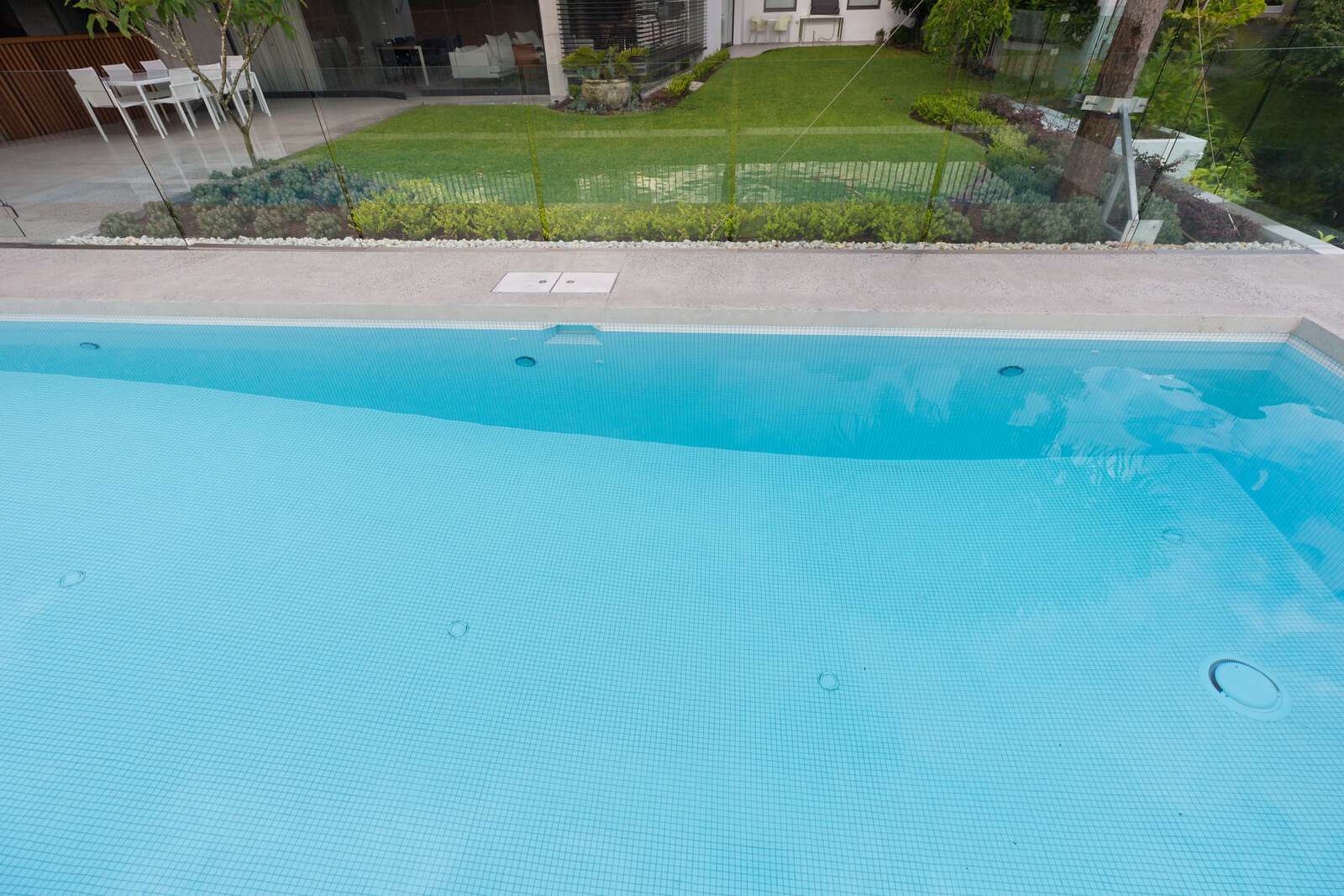 Bauer Residence concrete pool by Wright Pools