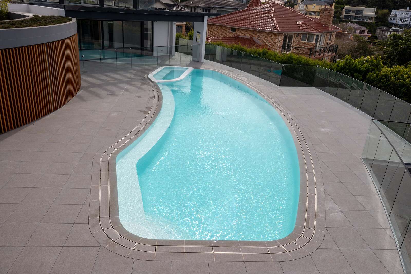 Pulpit Point infinity edge concrete pool over the harbour