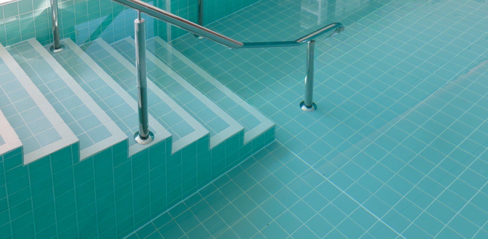 The Cambridge concrete pool by Wright Pools