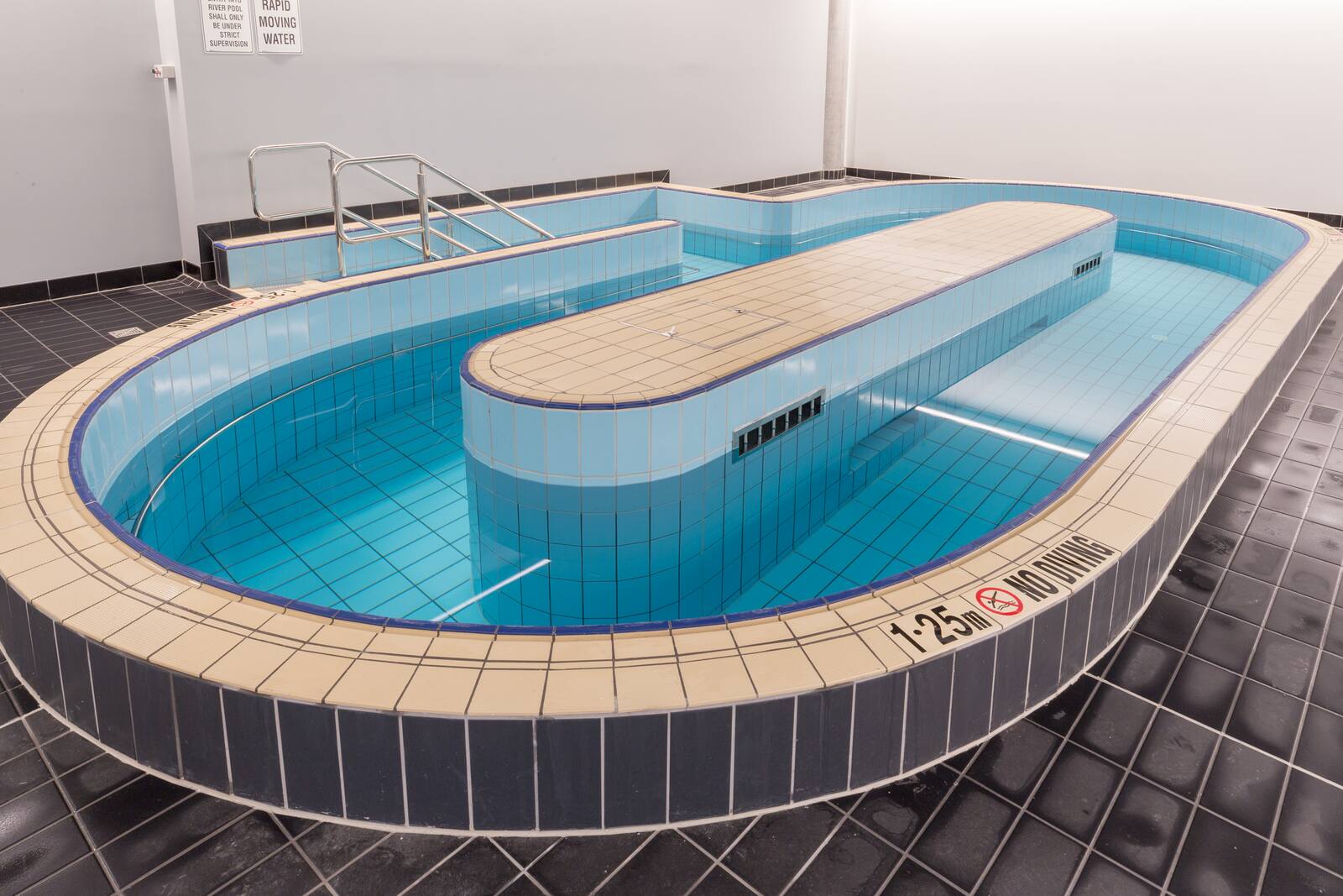 Rugby House concrete pool by Wright Pools