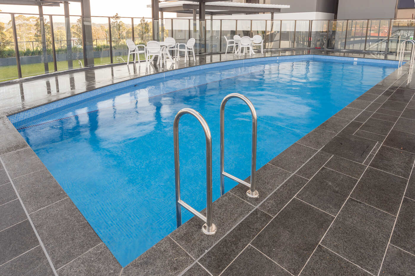 Communal podium pool and deck, Skyhaus Liverpool