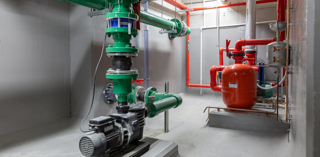 Commercial plant room with filtration and heating, Vela Apartments